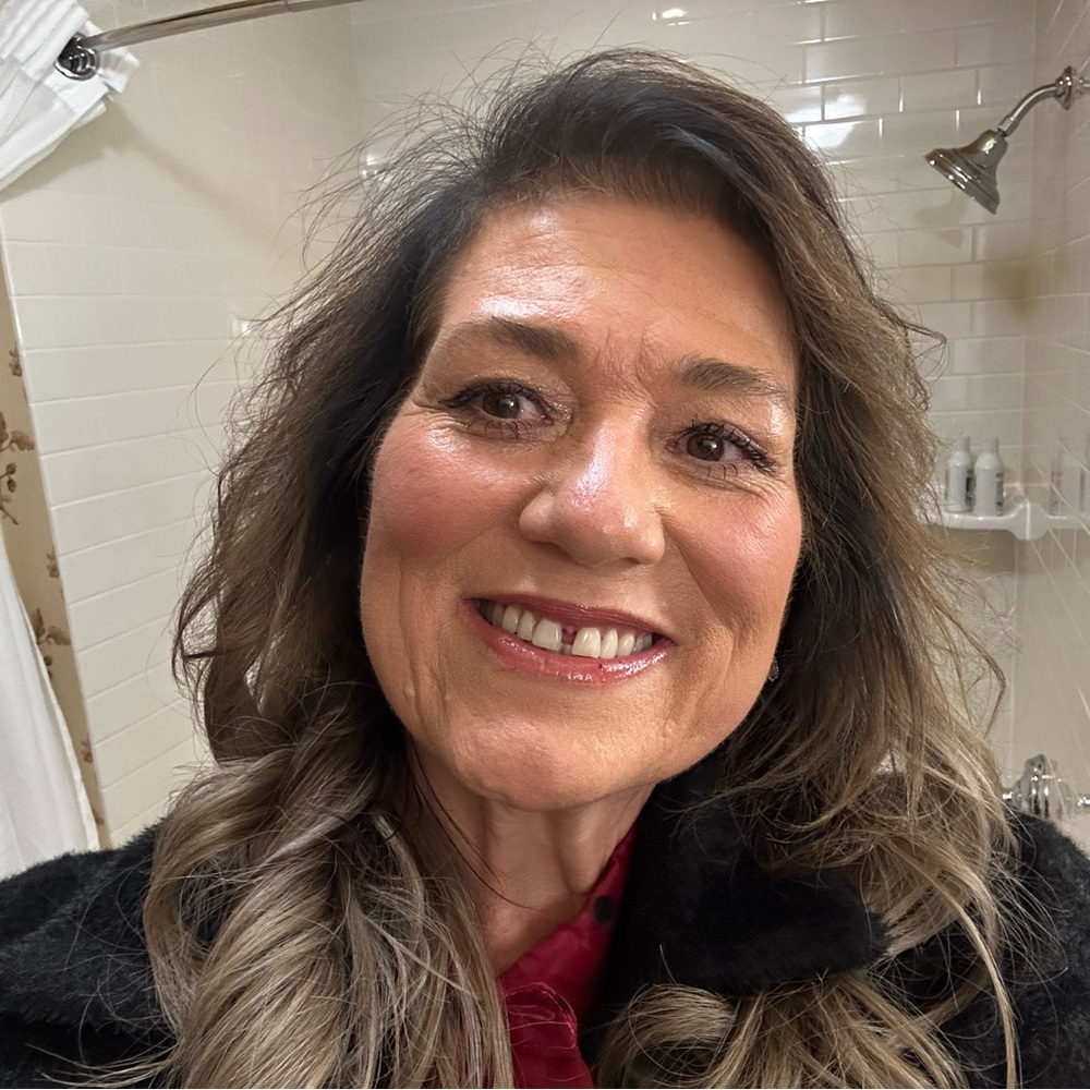 Meet your Posher, Jeannette